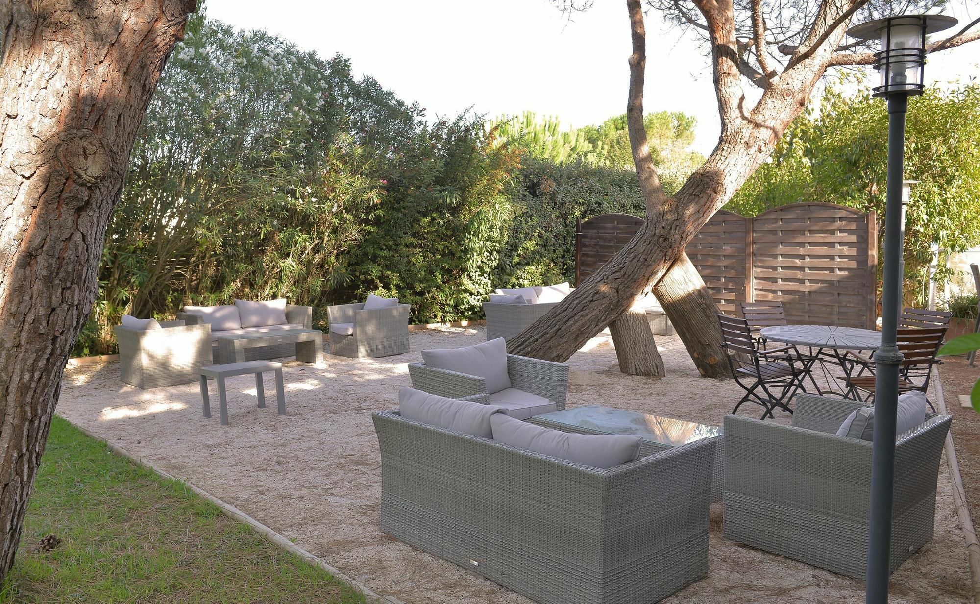 Kyriad Montpellier Est - Hotel Lunel (Herault)